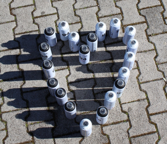 OPIEMME “penne e pennelli” performance partecipata di street art tra parole e immagini OPIEMME “penne e pennelli” performance partecipata di street art tra parole e immagini