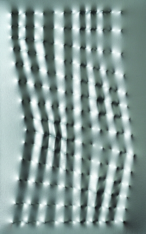 Enrico Castellani.La concretezza ritmica dell'infinito Enrico Castellani.La concretezza ritmica dell'infinito