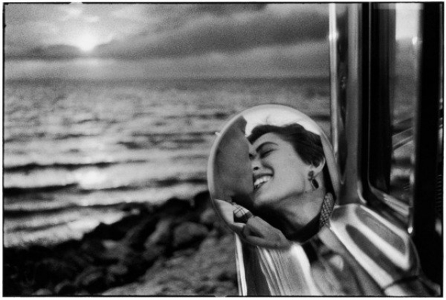 Elliott Erwitt. Retrospective