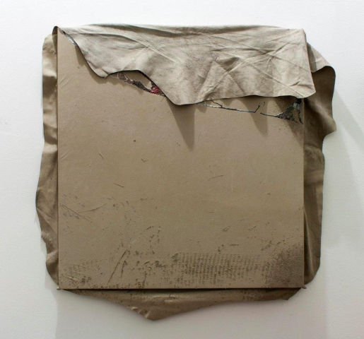 Adi Haxhiaj - Silvia Vendramel, Fragile come una scultura solido come un quadro