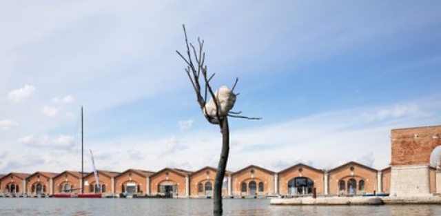Giuseppe Penone "The Listener" Giuseppe Penone "The Listener"