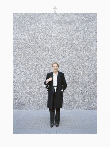 Paola De Pietri "Portraits at Malpensa Airport" Paola De Pietri "Portraits at Malpensa Airport"