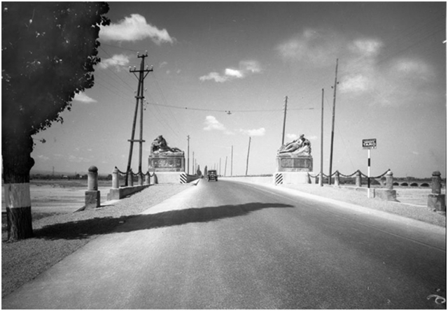 ESPLORAZIONI DELL’ARCHIVIO. Fotografie della Via Emilia ESPLORAZIONI DELL’ARCHIVIO. Fotografie della Via Emilia