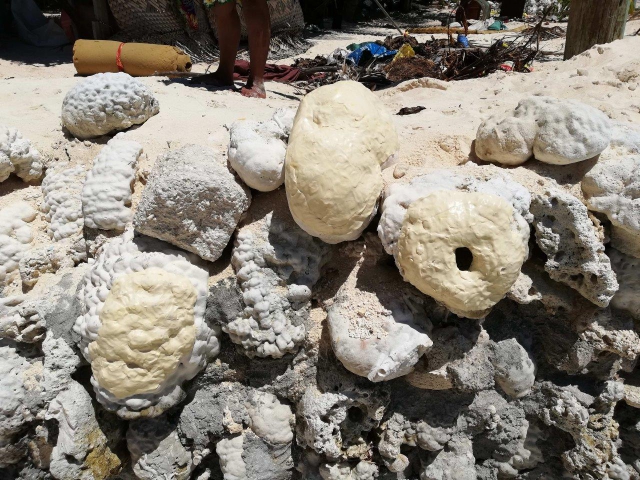 Antonio Fiorentino "Kiribati"